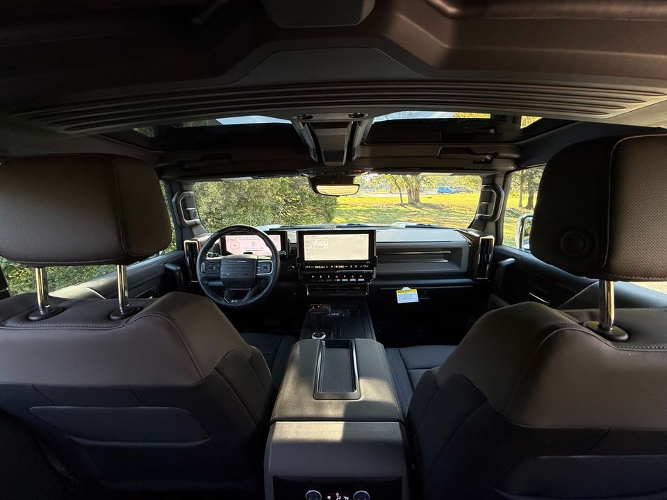 2025 GMC HUMMER EV