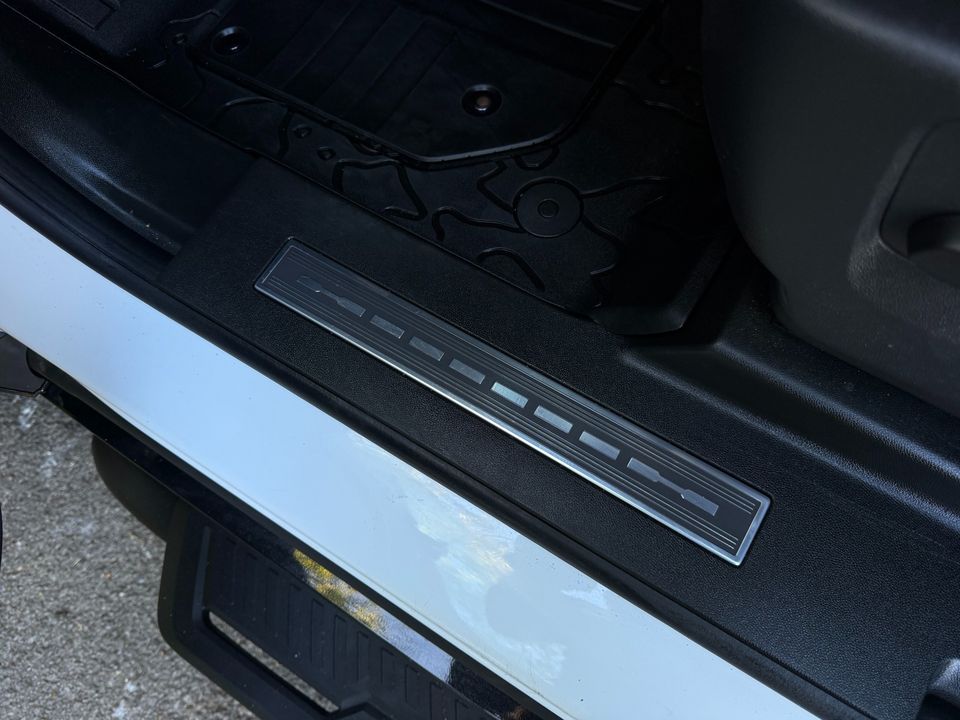 2025 GMC HUMMER EV