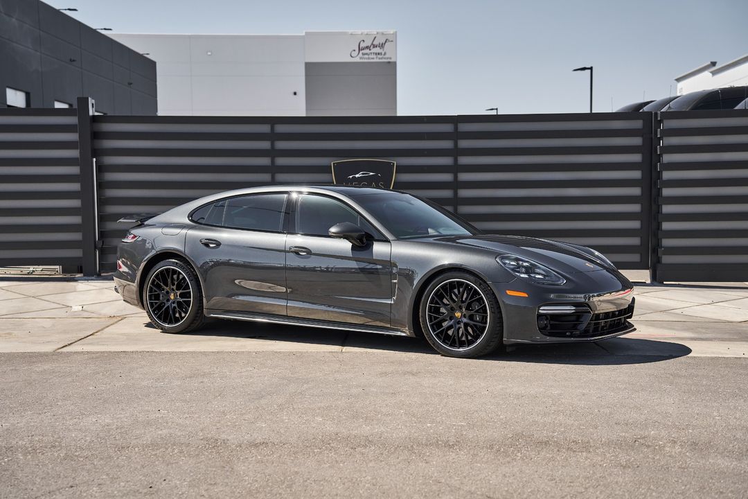 2022 Porsche Panamera