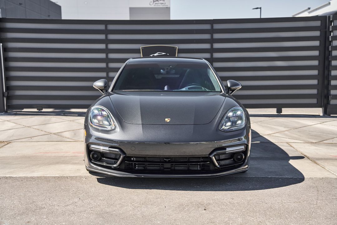 2022 Porsche Panamera