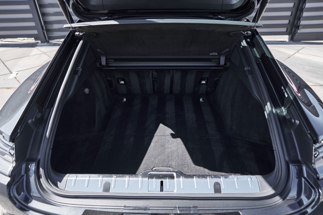 2022 Porsche Panamera