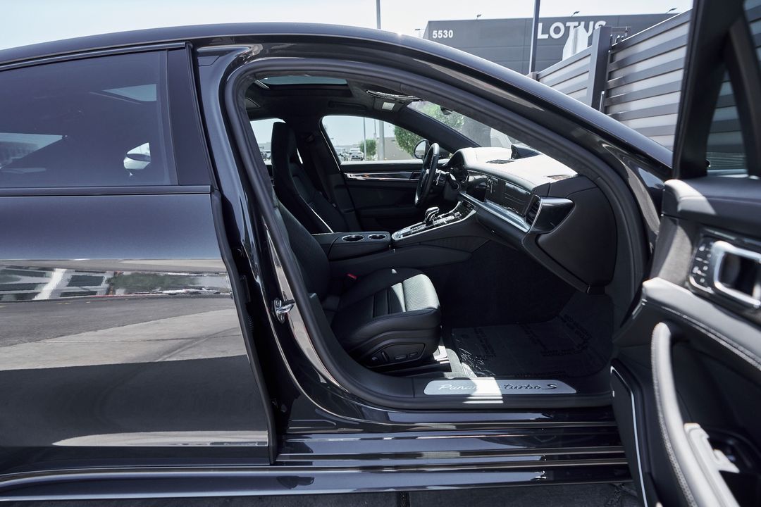 2022 Porsche Panamera