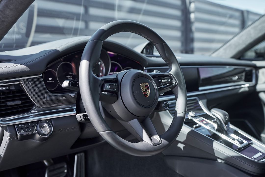 2022 Porsche Panamera
