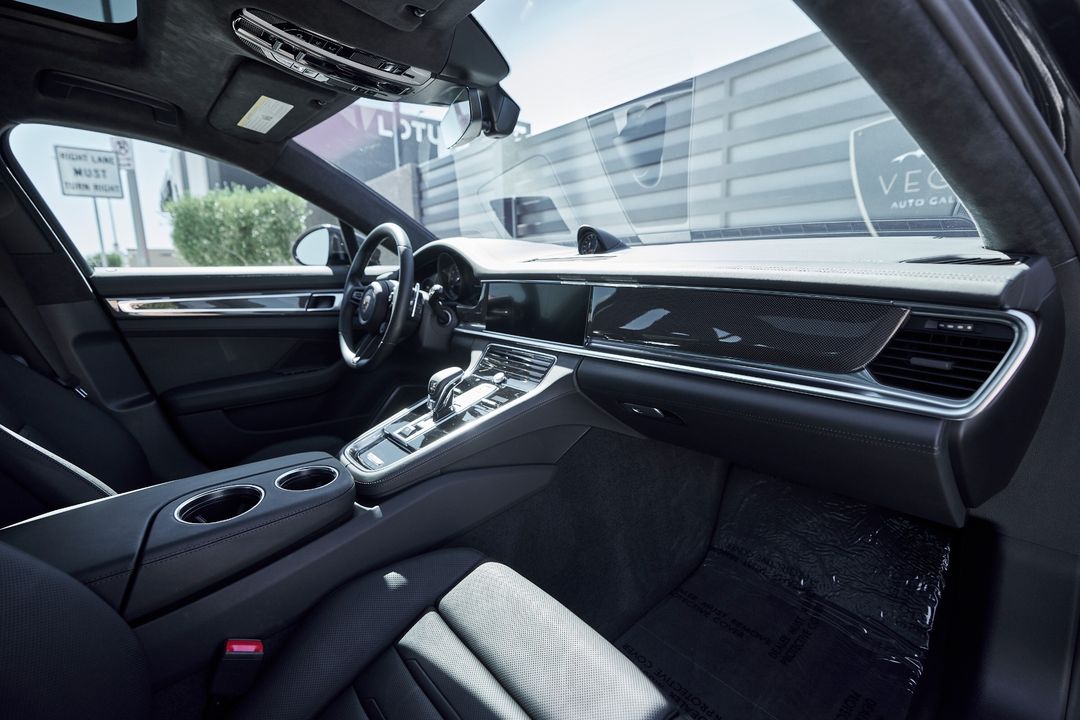 2022 Porsche Panamera