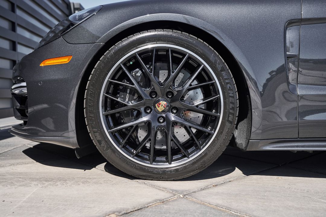 2022 Porsche Panamera
