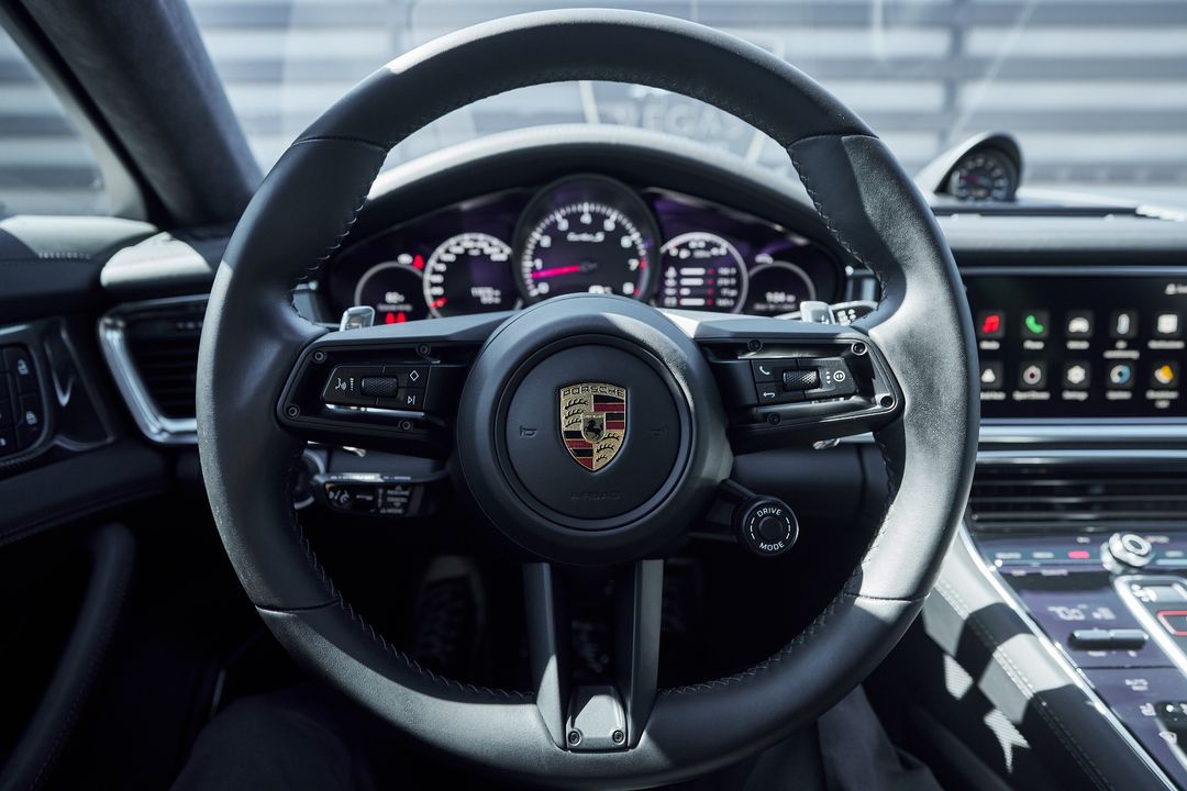 2022 Porsche Panamera