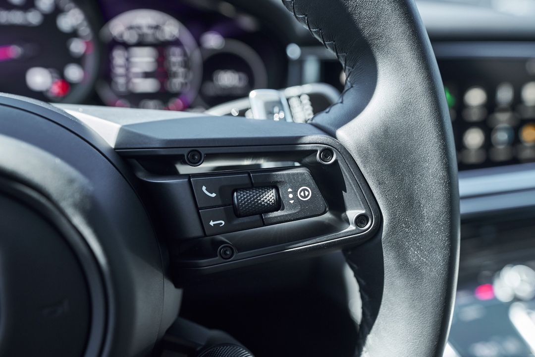 2022 Porsche Panamera