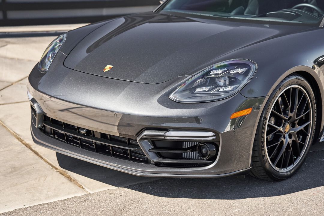 2022 Porsche Panamera