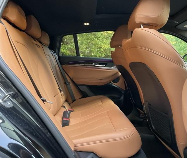 2023 BMW X4