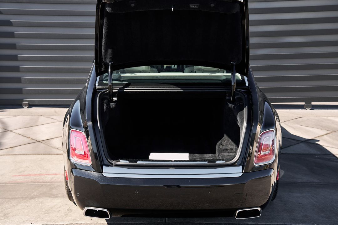 2025 Rolls-Royce Phantom