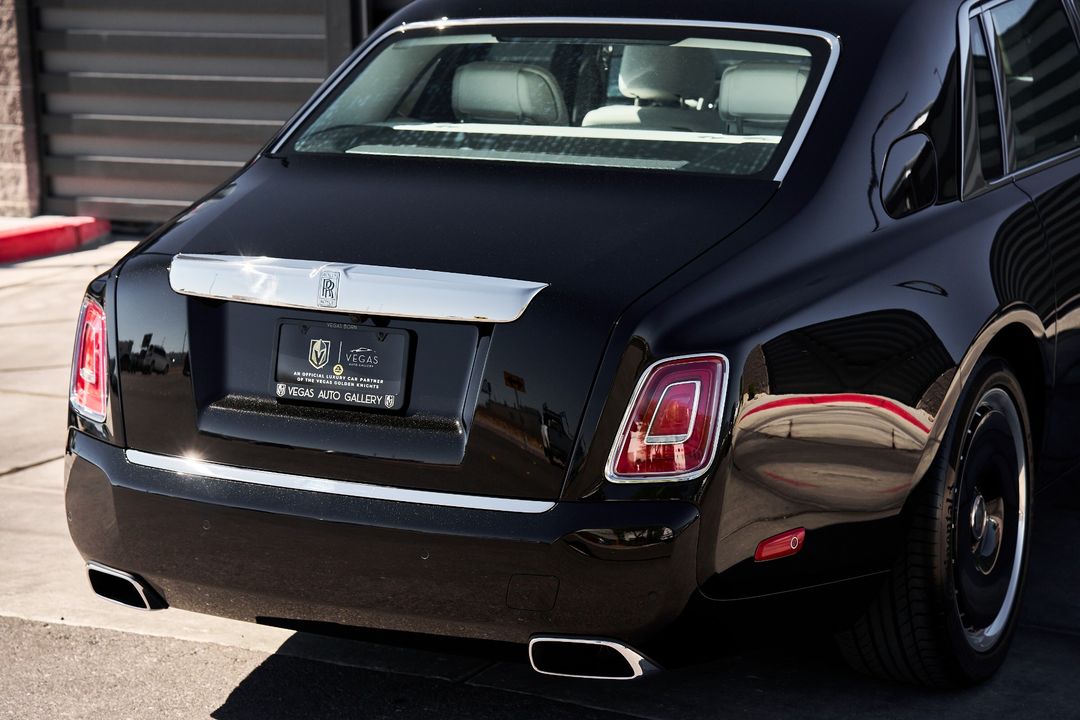 2025 Rolls-Royce Phantom