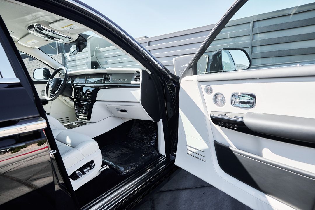 2025 Rolls-Royce Phantom