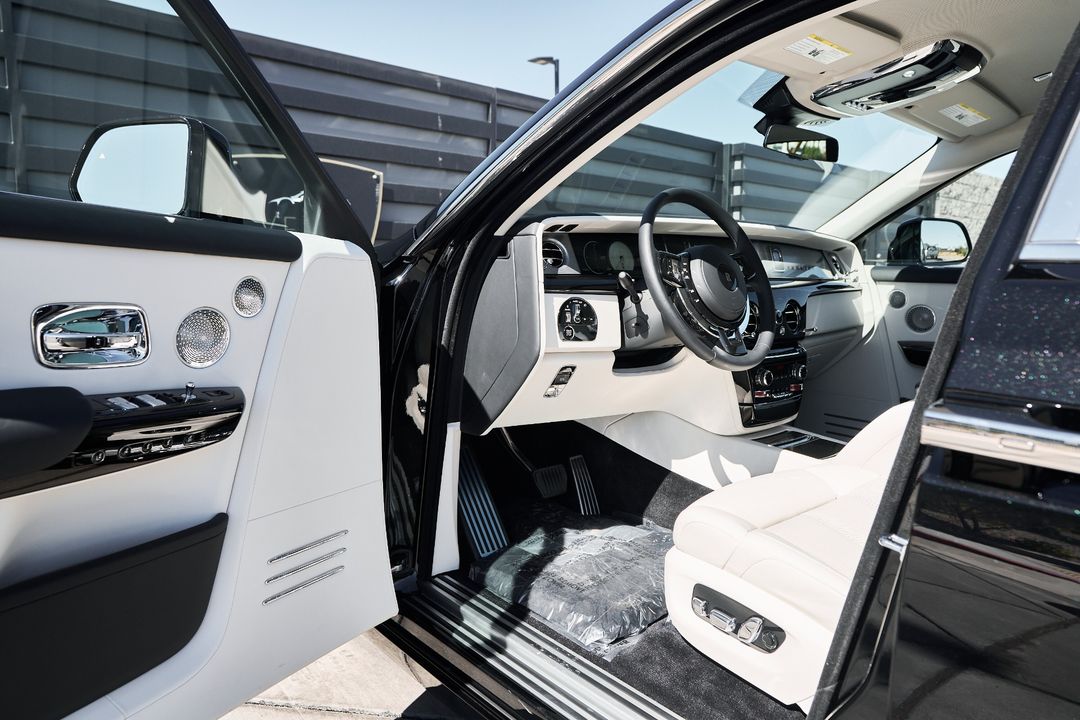 2025 Rolls-Royce Phantom