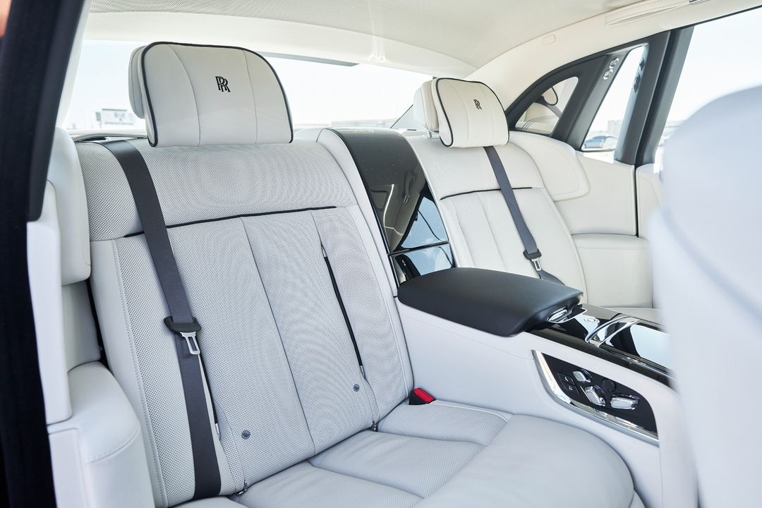 2025 Rolls-Royce Phantom