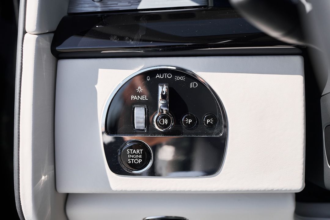 2025 Rolls-Royce Phantom