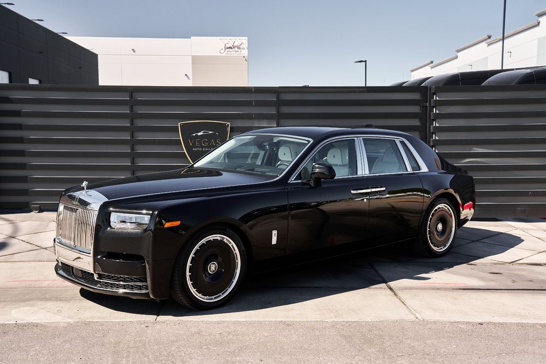 2025 Rolls-Royce Phantom