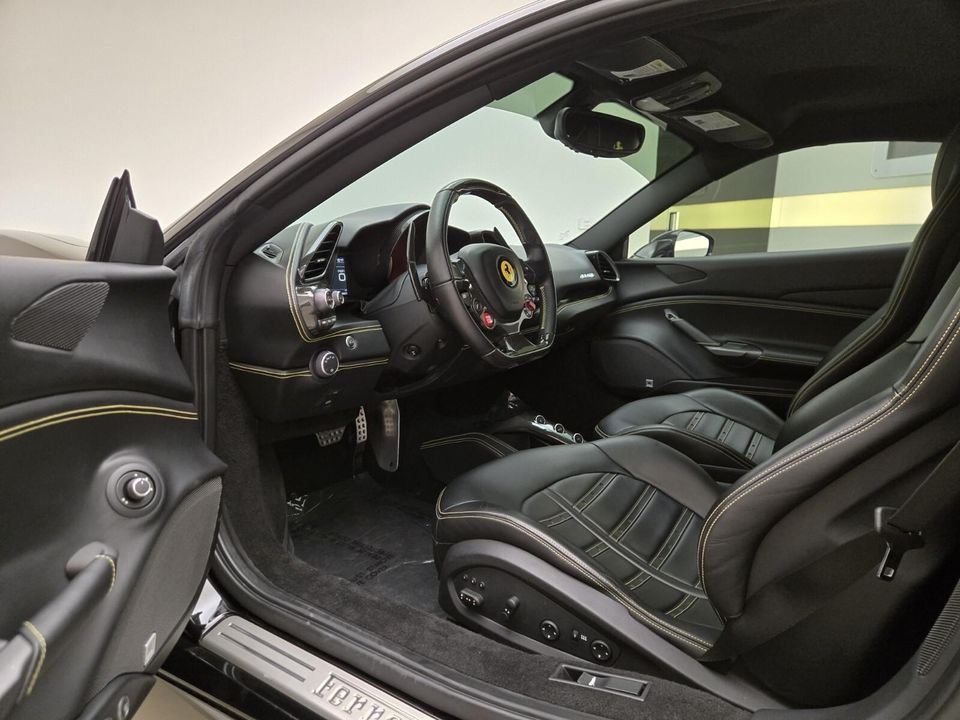 2017 Ferrari 488 GTB