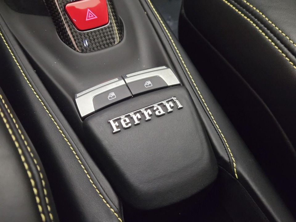 2017 Ferrari 488 GTB