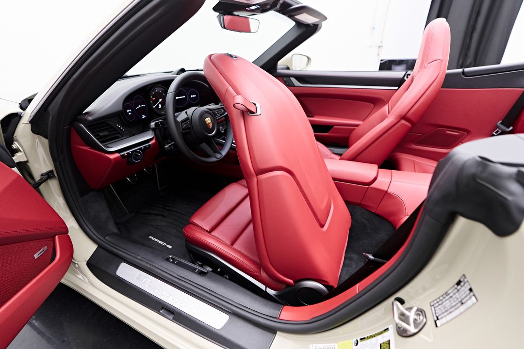 2022 Porsche 911