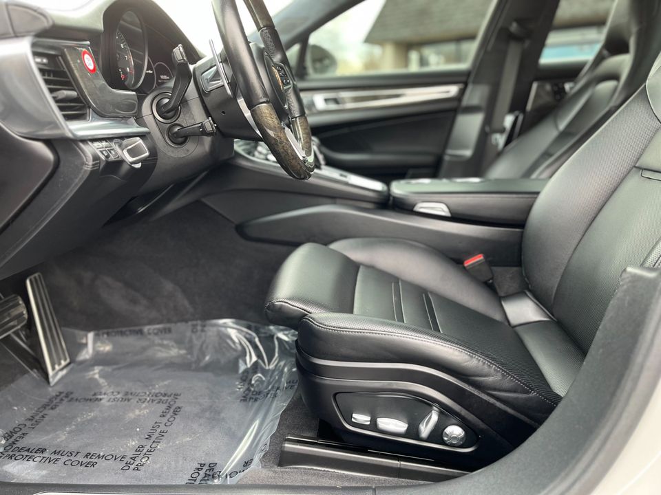 2018 Porsche Panamera