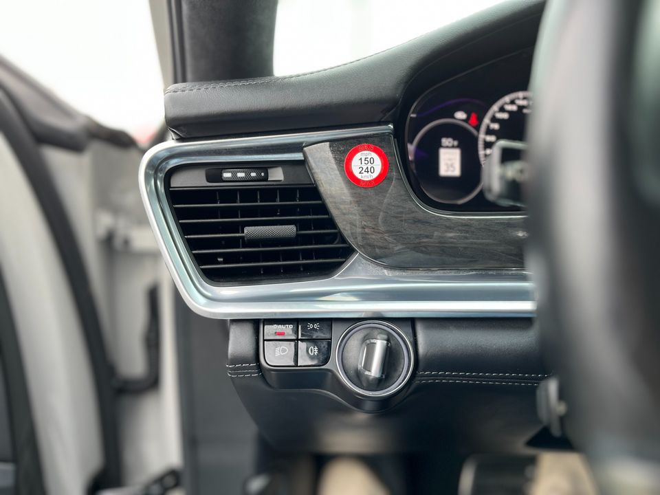 2018 Porsche Panamera