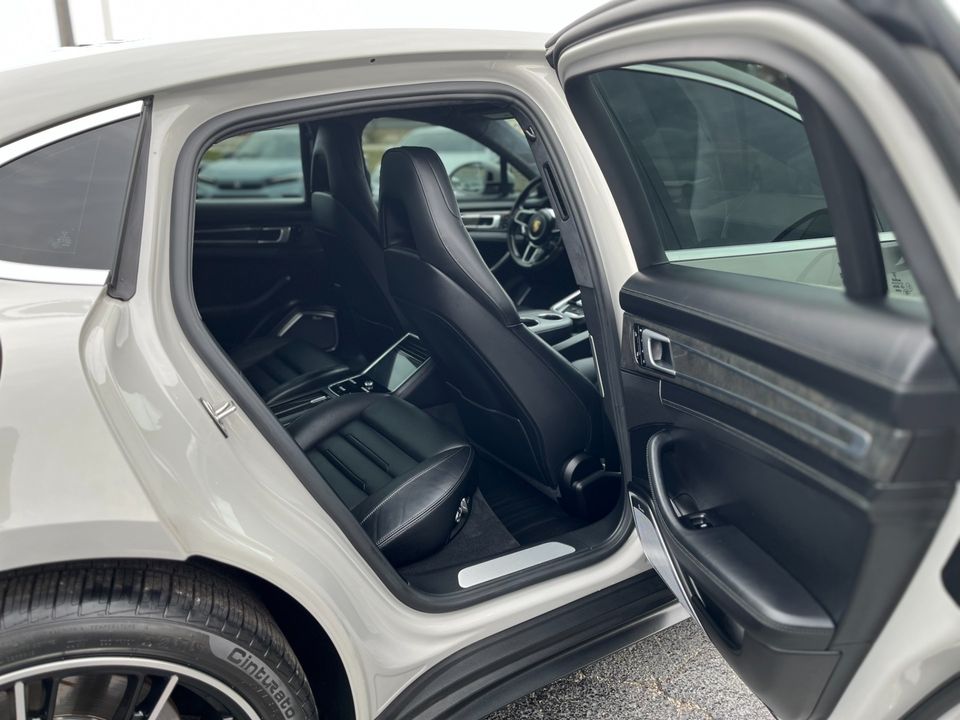 2018 Porsche Panamera