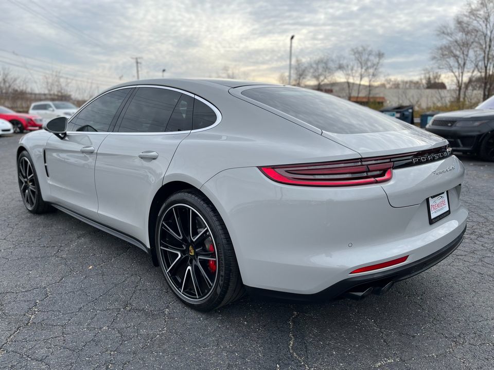 2018 Porsche Panamera