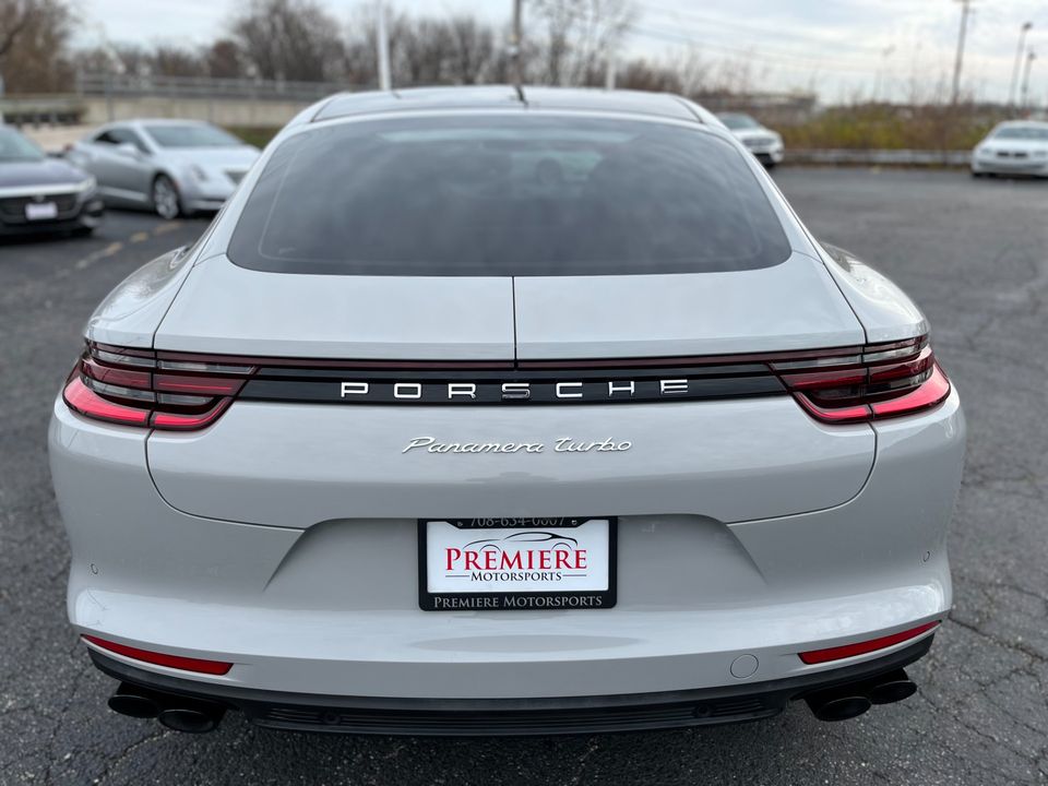 2018 Porsche Panamera