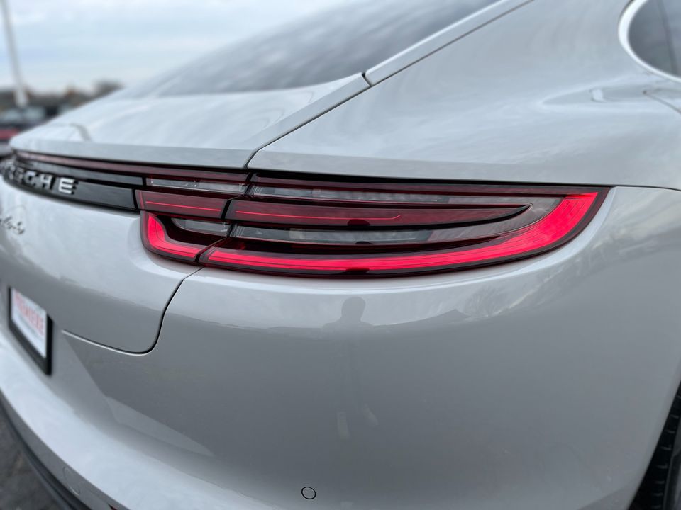 2018 Porsche Panamera