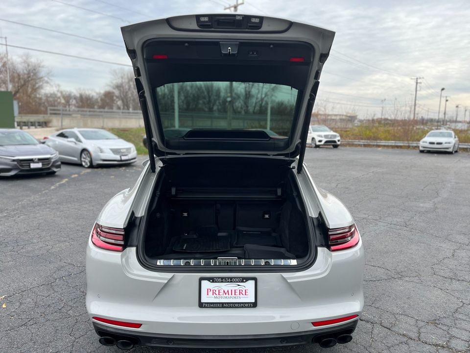 2018 Porsche Panamera