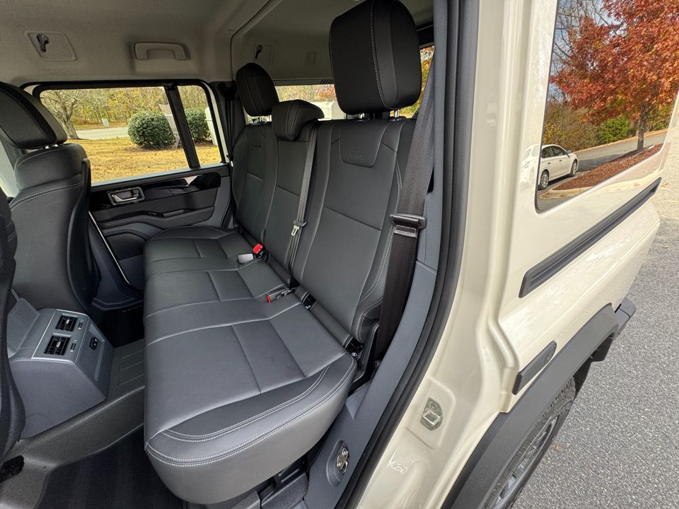 2024 INEOS Grenadier Station Wagon Fieldmaster Edition 4x4