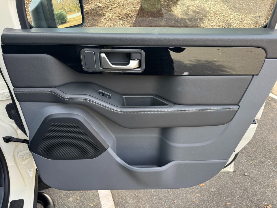 2024 INEOS Grenadier Station Wagon Fieldmaster Edition 4x4