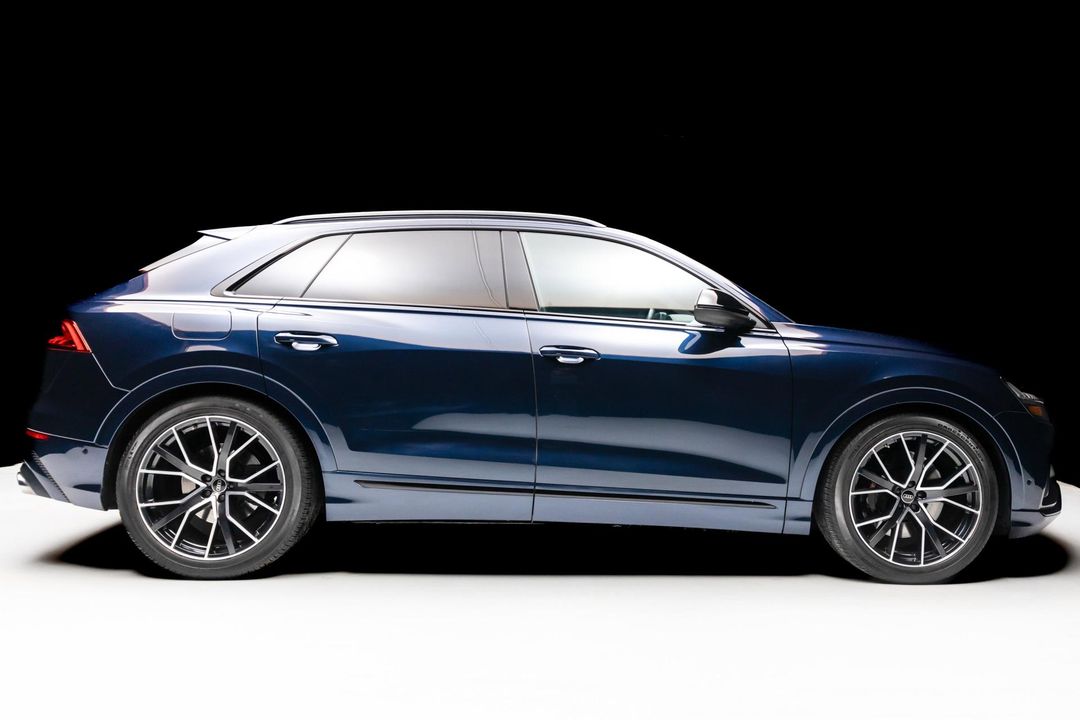 2023 Audi SQ8