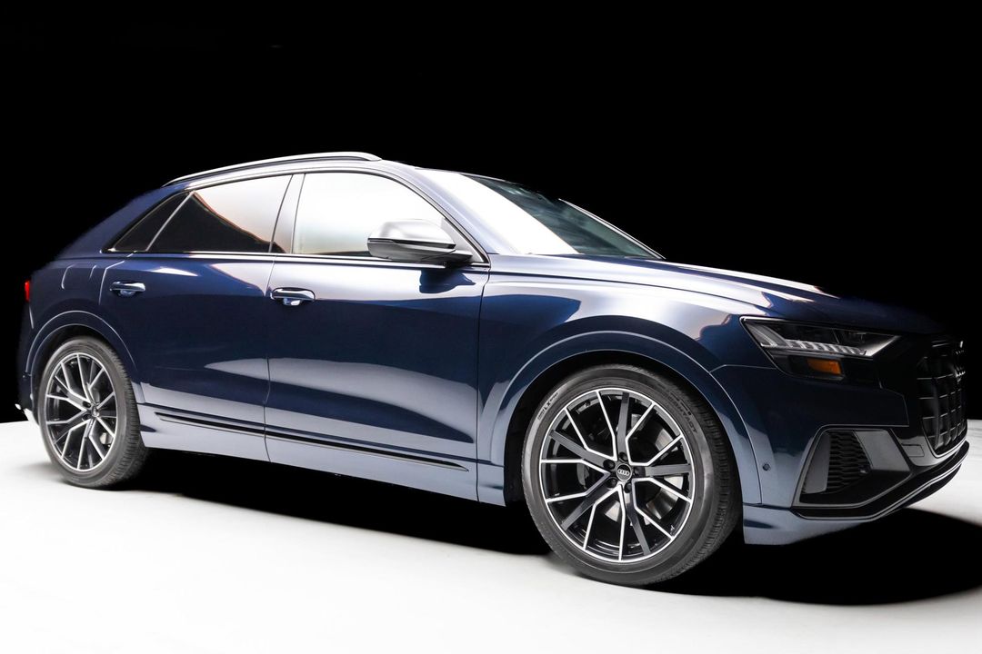 2023 Audi SQ8