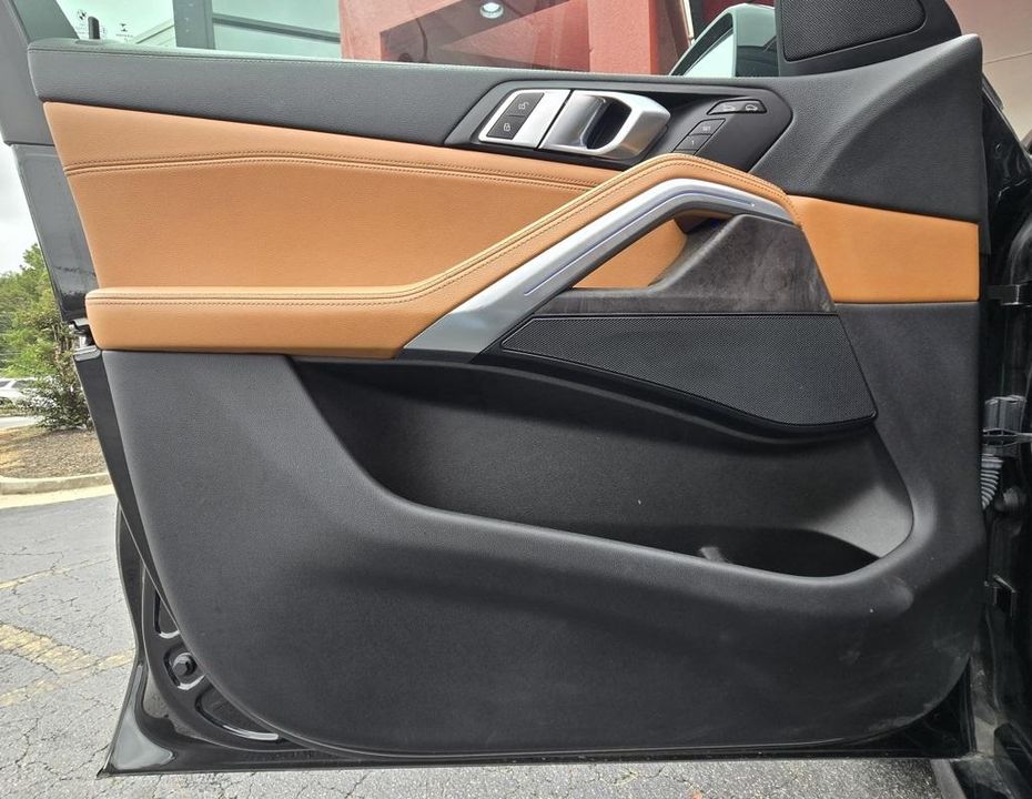 2022 BMW X6