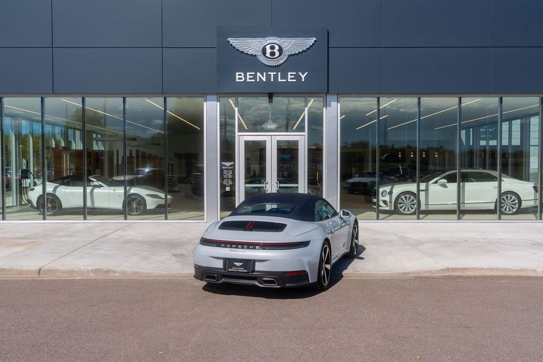 2025 Porsche 911