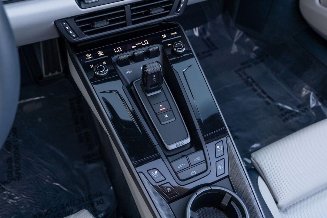 2025 Porsche 911