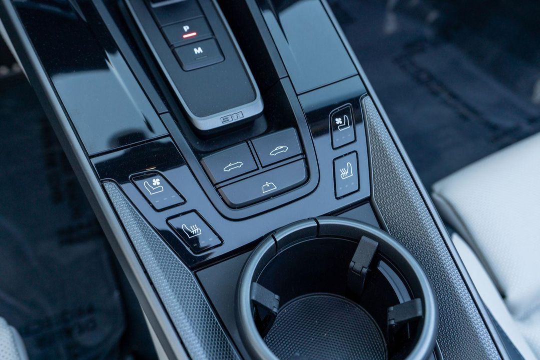 2025 Porsche 911