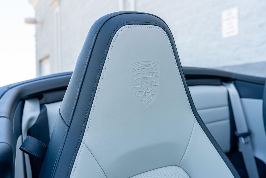 2025 Porsche 911