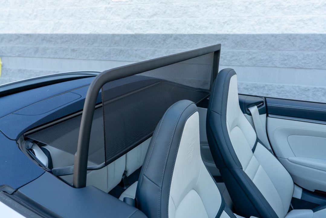 2025 Porsche 911