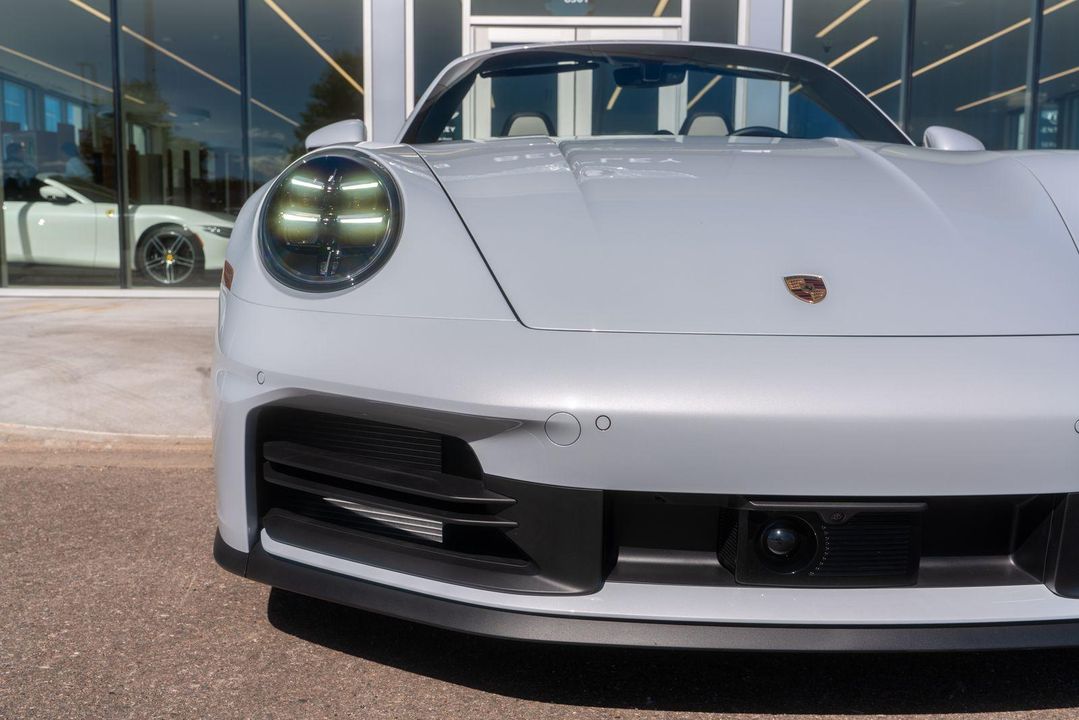 2025 Porsche 911
