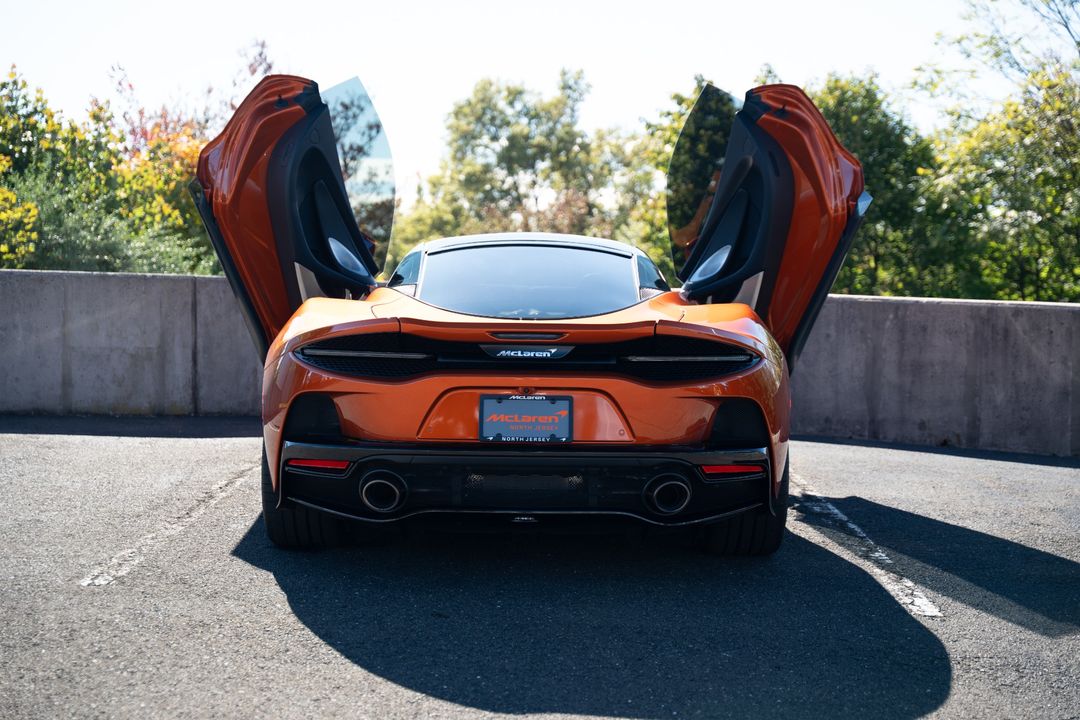 2021 McLaren GT