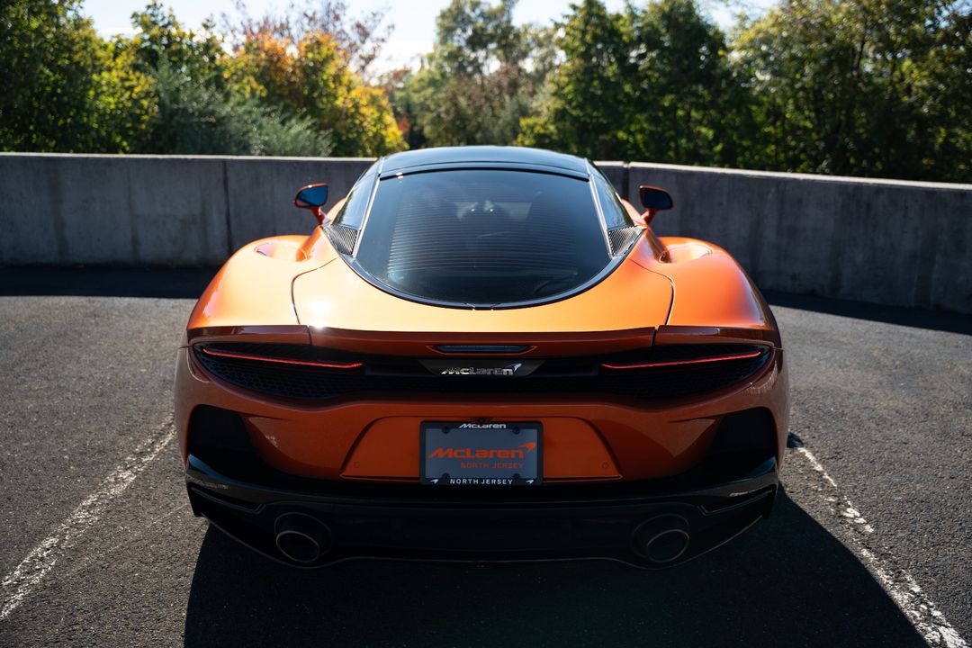 2021 McLaren GT
