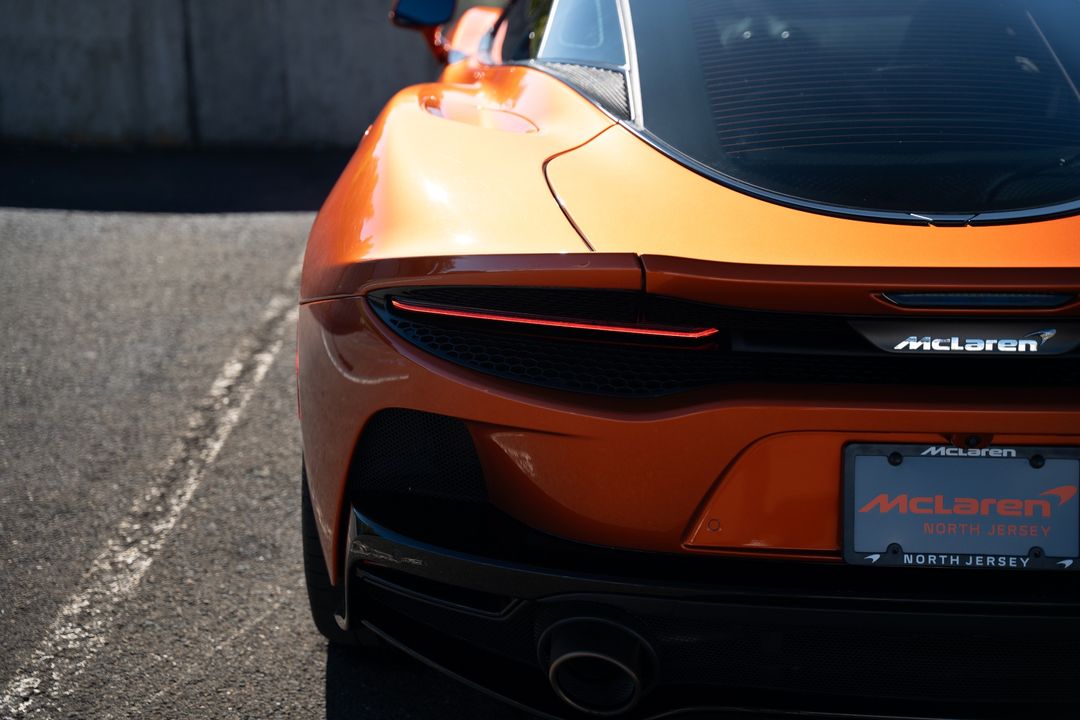 2021 McLaren GT