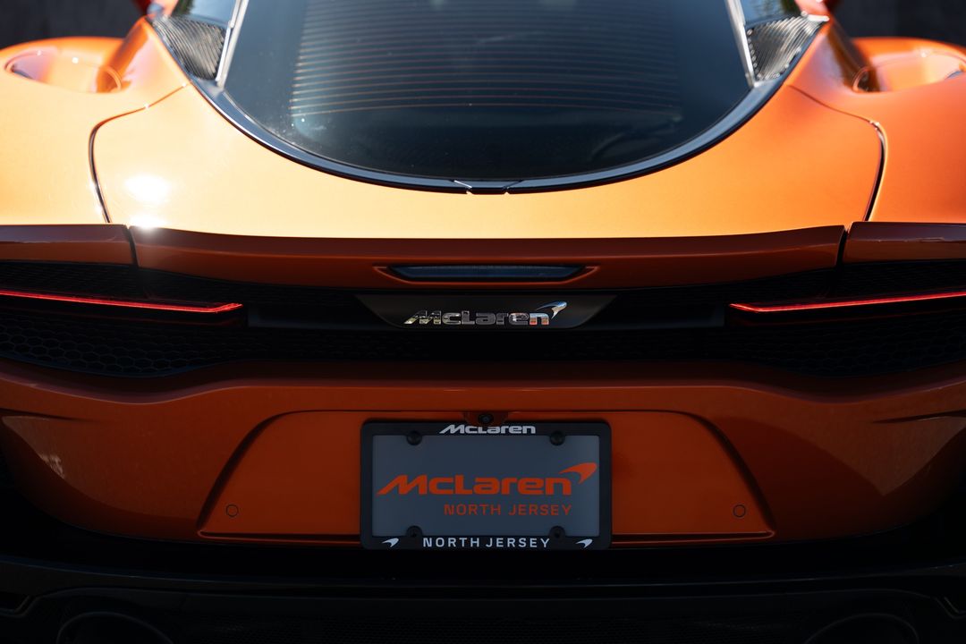 2021 McLaren GT