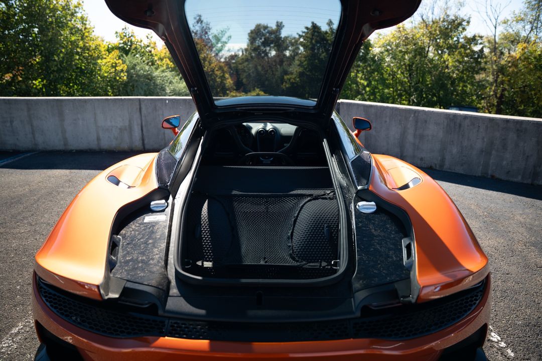 2021 McLaren GT