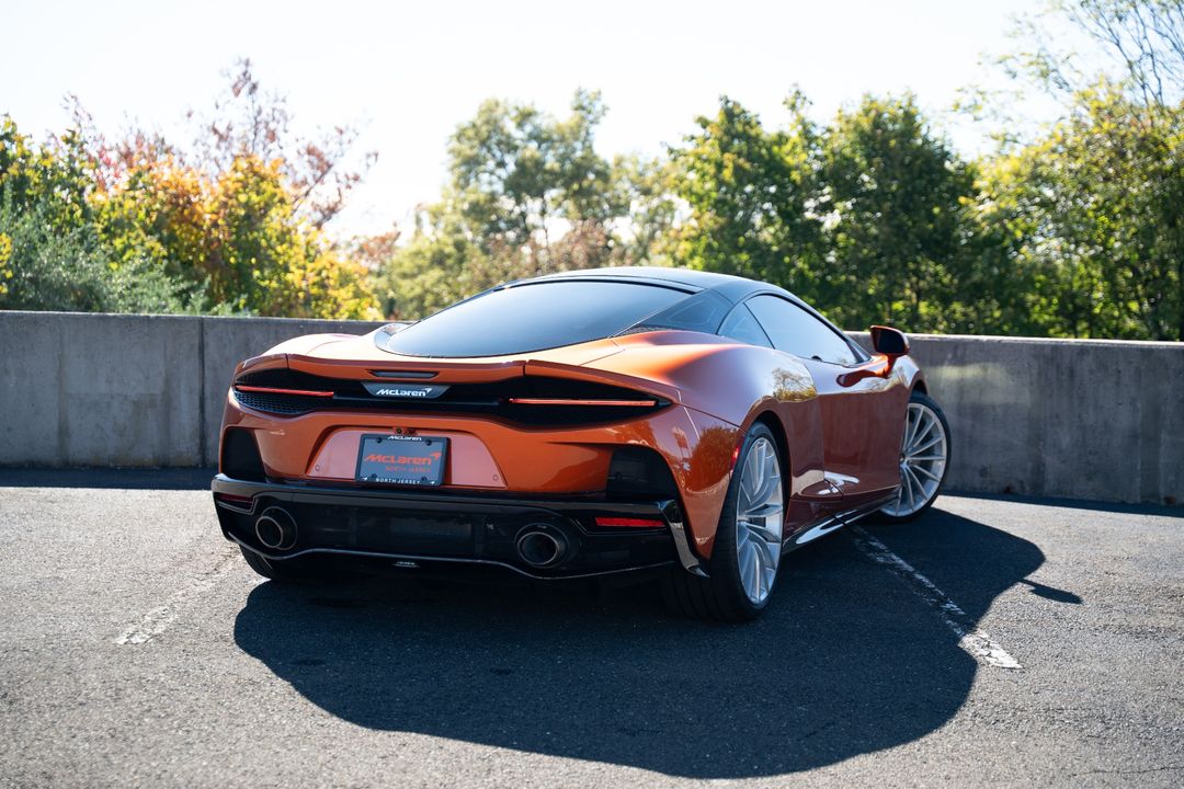 2021 McLaren GT
