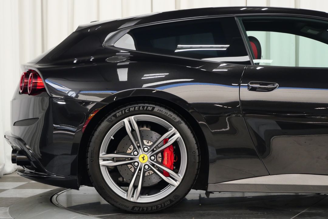 2018 Ferrari GTC4Lusso