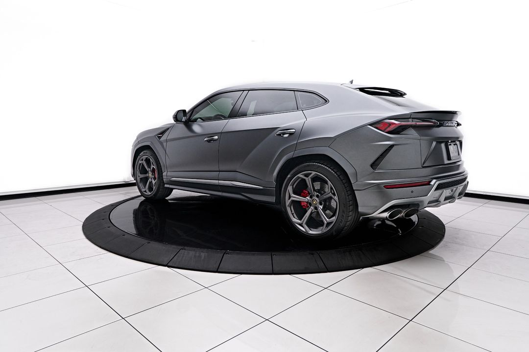 2020 Lamborghini Urus