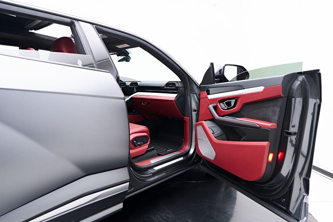 2020 Lamborghini Urus